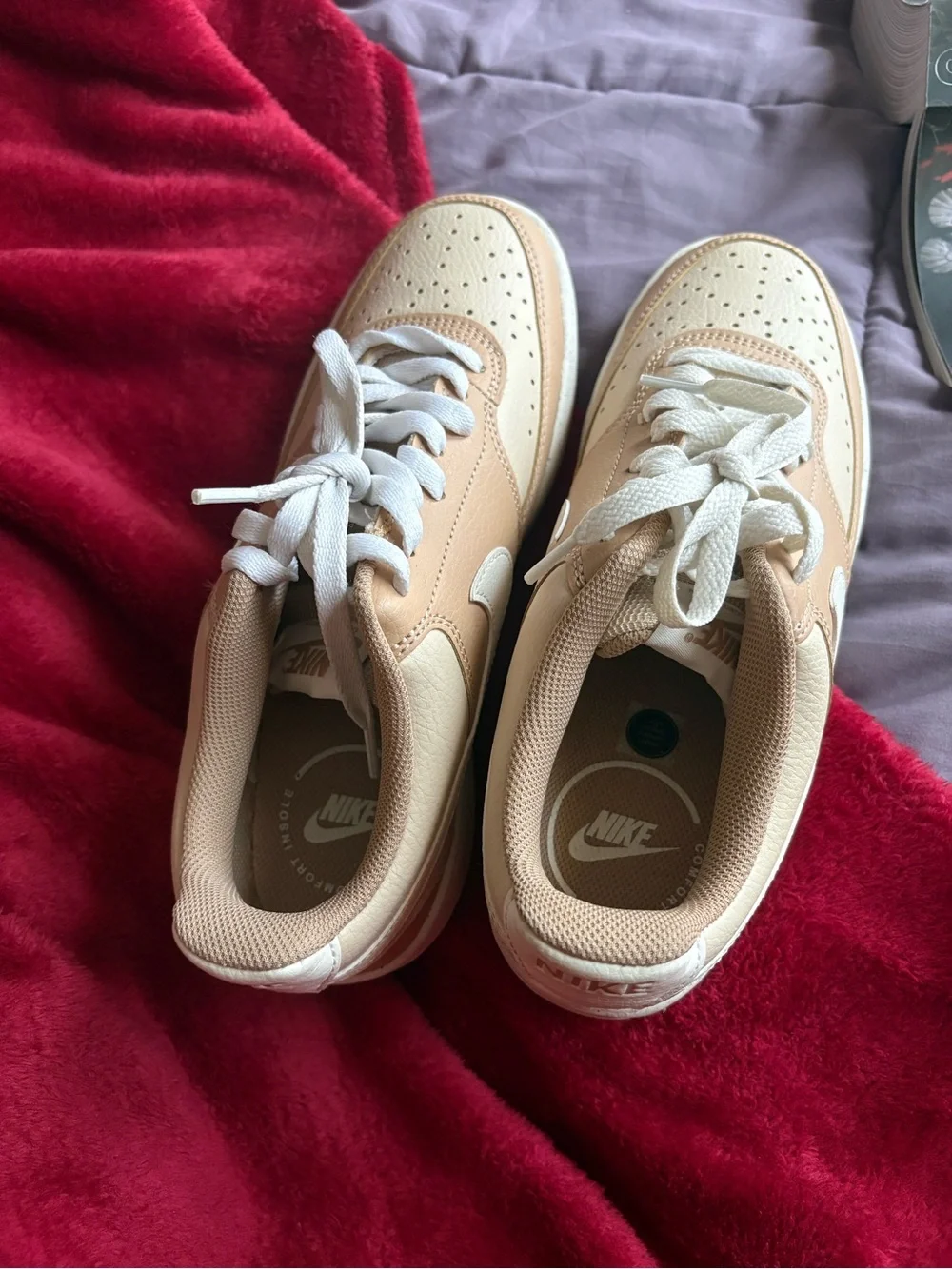 Nike stylish low
